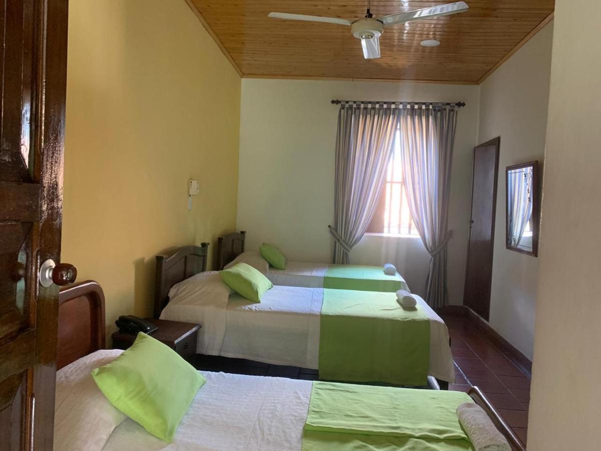 Hotel Las Nieves Хирон Экстерьер фото