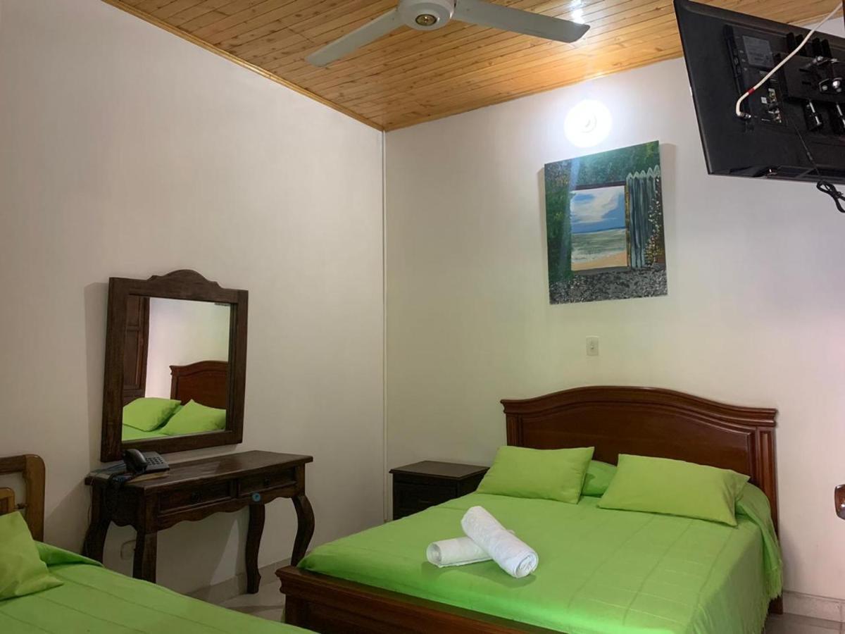 Hotel Las Nieves Хирон Экстерьер фото